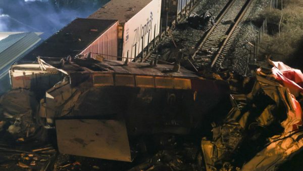 ग्रिस रेल दुर्घटना अपडेट : मृतकको संख्या ३२ पुग्यो, ८५ जना घाइते
