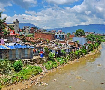 बालेनलाई झड्का: सुकुम्बासी हटाउने सूचना कार्यान्वयन नगर्न अदालतको आदेश