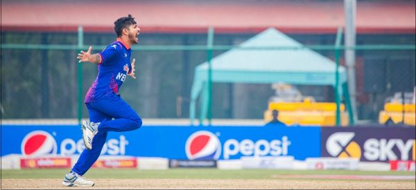 विश्वकप क्वालिफायर : सन्दीपले दिलाए नेपाललाई पहिलो विकेट