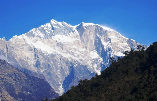 अन्नपूर्ण हिमालमा मृत्यु भएका र उद्धार गरिएकालाई काठमाडौँ ल्याइयो