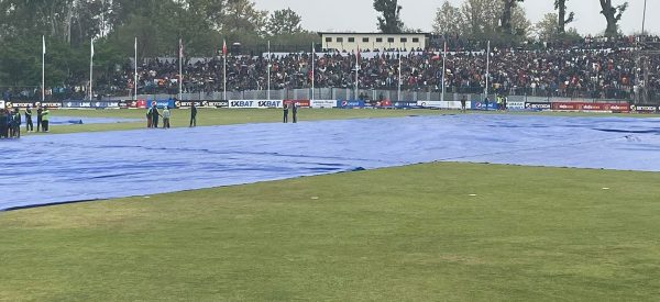 वर्षाका कारण पुनः रोकियो नेपाल र यूएईबीचको खेल