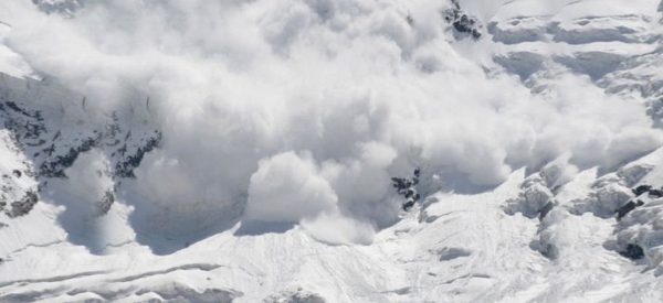 दार्चुलाको बोलिनमा हिमपहिरो, यार्सागुम्बा टिप्न गएका सर्वसाधारण प्रभावित भएको प्रहरीको आशंका