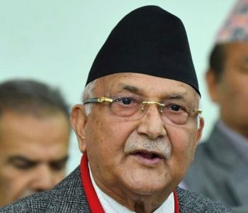 ओली भन्छन्- ‘कोशीविरुद्धको आन्दोलनमा प्रचण्डको प्रत्यक्ष संलग्नता छ, एमालेले दनक दिन्छ’ 