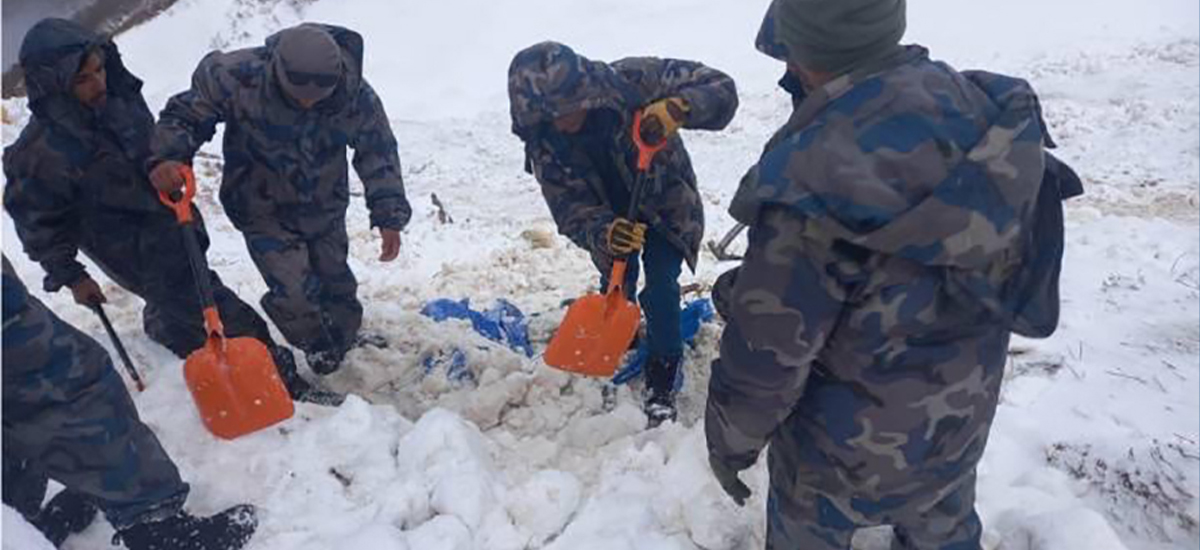 हिउँपहिरोमा बेपत्ता भएको ३२ दिनपछि ३ जनाको शव फेला