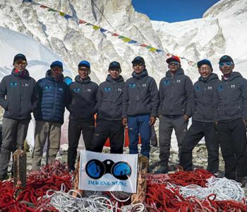 मौसम राम्रो भएपछि सगरमाथा चुचुरोतर्फ अघि बढे आरोही