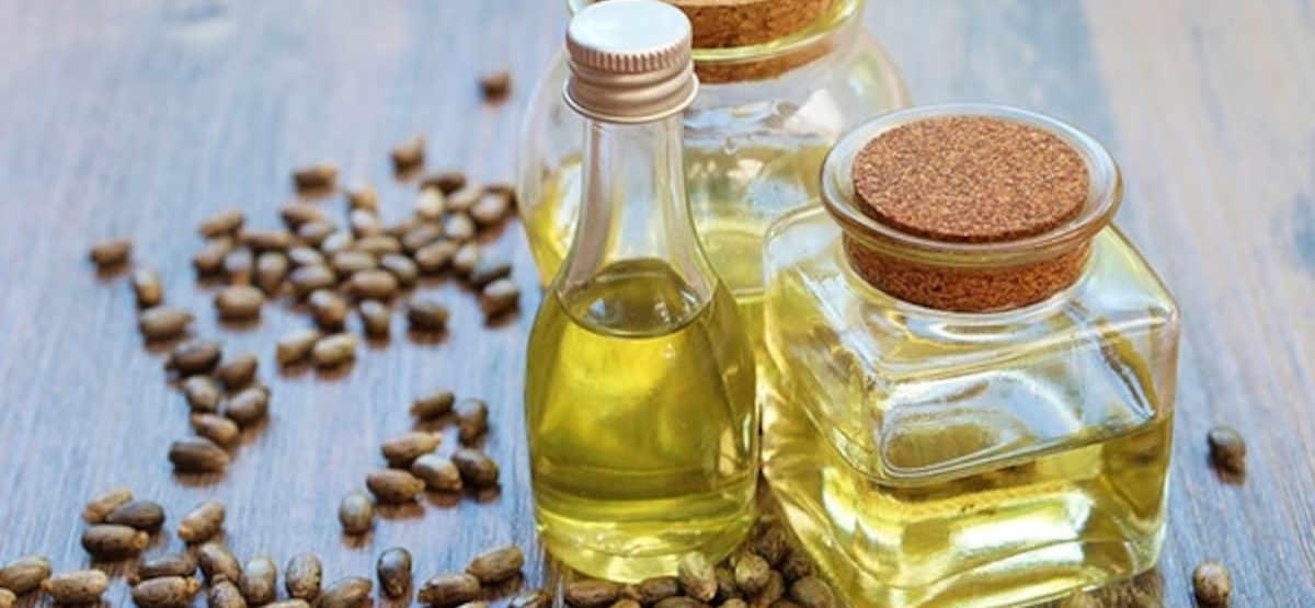 महिलाको सुन्दरताका लागि क्यास्टर तेल