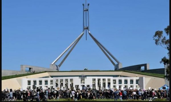 अष्ट्रेलियाको संसद्मै सिनेटरमाथि यौन आक्रमण