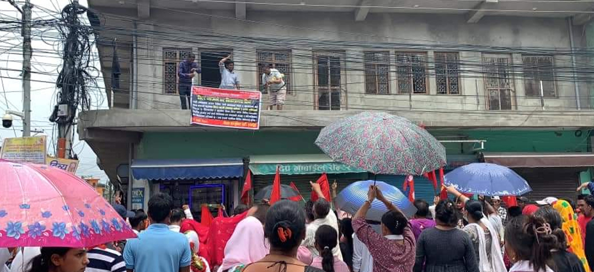 भैरहवामा पीडितहरूको उजुरीपछि मिटरब्याजीको घरमा विप्लव समूहको घेराउ