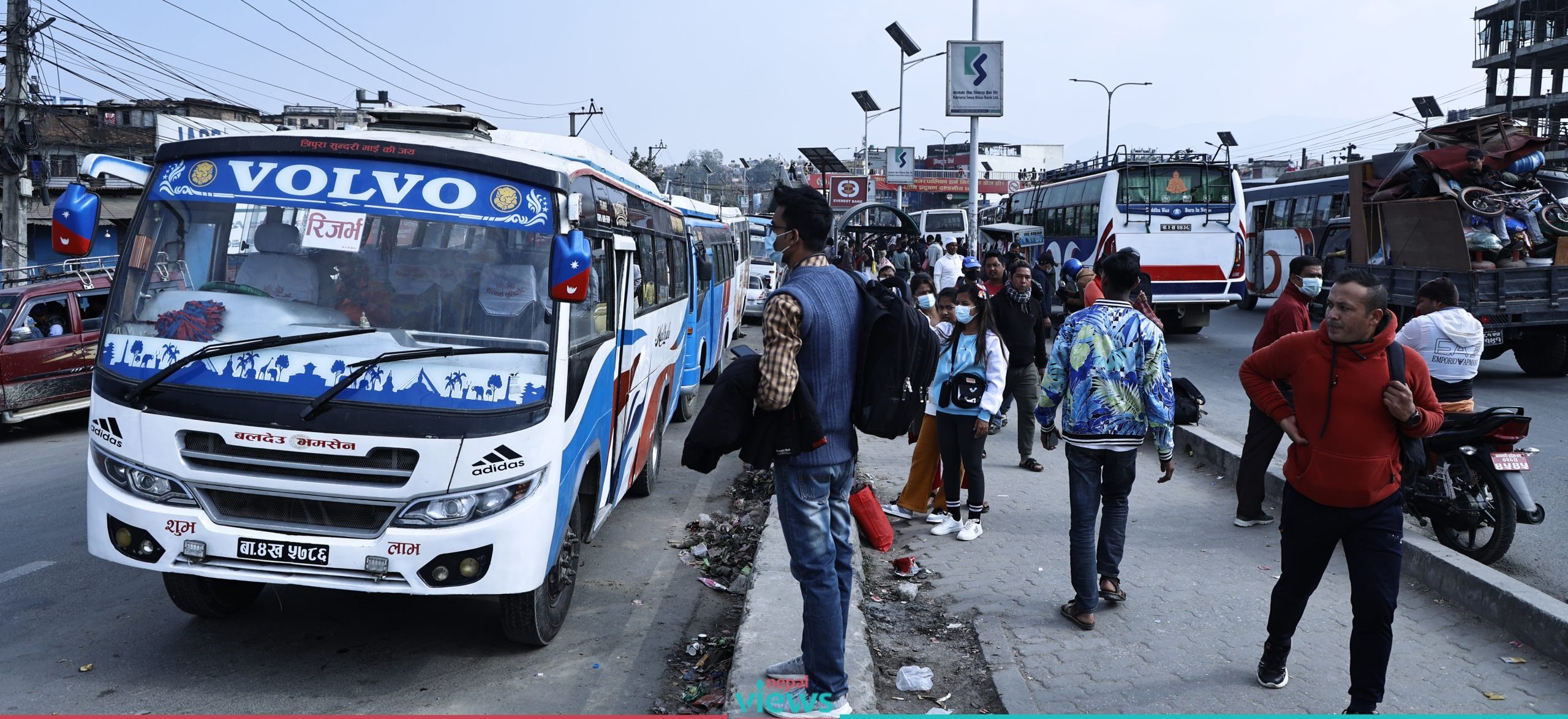 सार्वजनिक यातायातको भाडा बढ्यो, कहाँको कति ? (सूचीसहित)