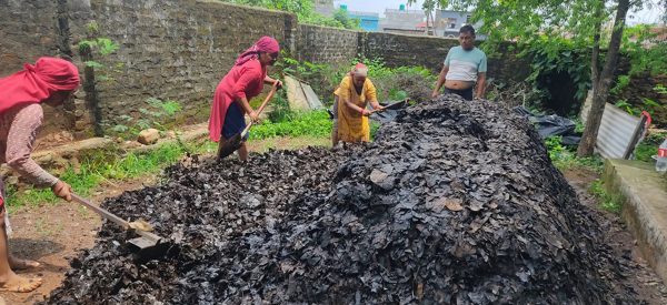 फोहरबाट मल उत्पादन गर्दै मध्यविन्दु नगरपालिका