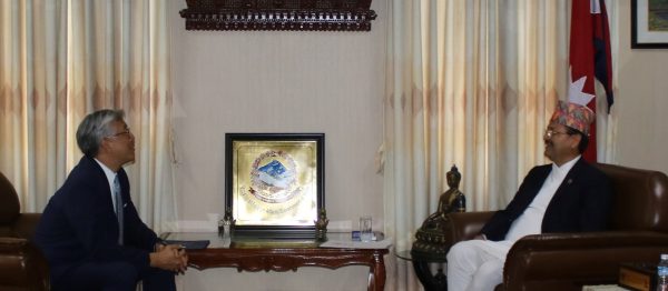 परराष्ट्रमन्त्री साउदसँग अमेरिकी सहायक विदेशमन्त्री लुको भेट, एमसीसी कार्यान्वयनबारे चासो