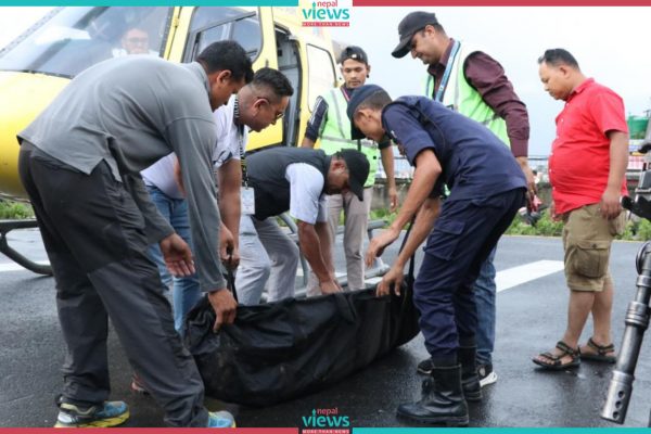 मनाङ एयरको हेलिकोप्टर दुर्घटनामा ज्यान गुमाएकाहरुको शव त्रिवि शिक्षण अस्पतालमा (तस्वीरहरु)