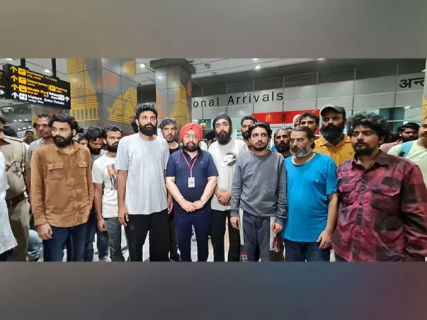 इटाली पठाइदिने भनी लिबिया पुर्‍याइएका सत्र भारतीय युवा स्वदेश फिर्ता