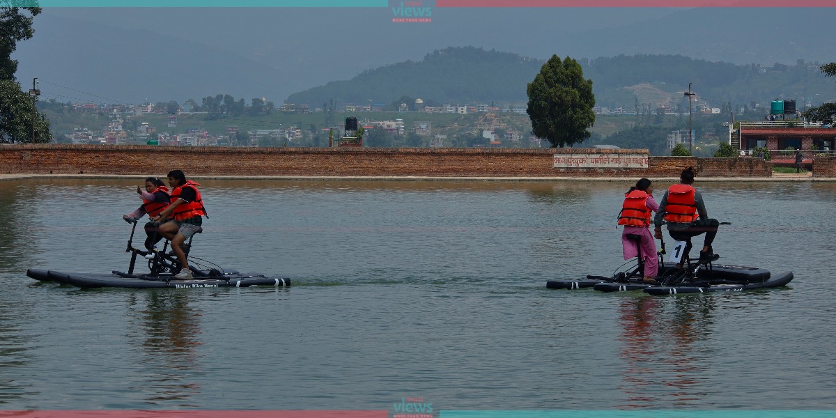 अब पोखरीमाथि पनि साइकलमा सरर (तस्वीरहरू)