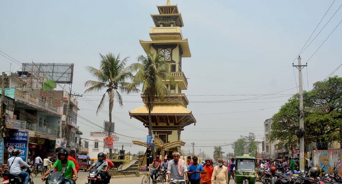 अब वीरगञ्जको सडकमा फोहर फ्याँक्नेविरुद्ध सार्वजनिक मुद्दा