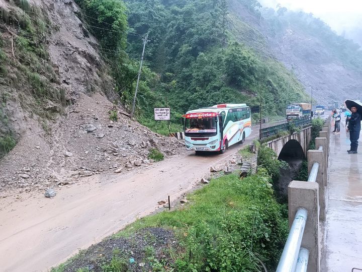 मुग्लिन-नारायणगढ सडक एकतर्फी सञ्चालनमा