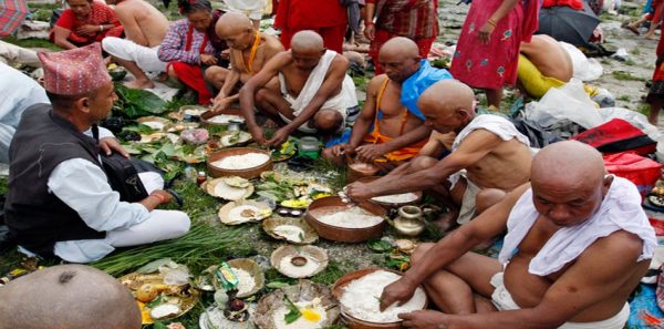 सोह्रश्राद्ध सुरु, प्रतिपदा र द्वितीया तिथि श्राद्ध आजै