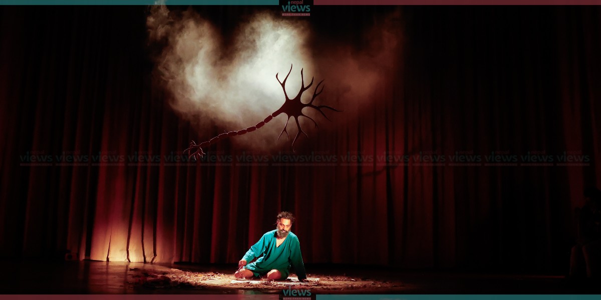 रसियन हाउसमा पोखरेली नाटक ‘आतुरकाल’ (तस्वीरहरु)