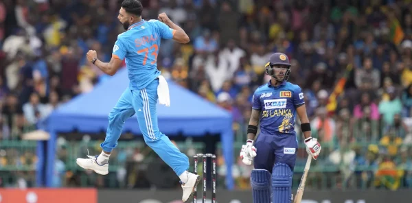 एसिया कप क्रिकेट : फाइनलमा श्रीलंका ५० रनमै अलआउट
