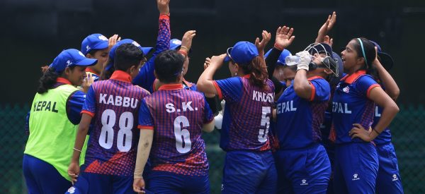 महिला टी–२० क्रिकेट : नेपालले बहराइनलाई ३१ रनमै अलआउट गर्यो