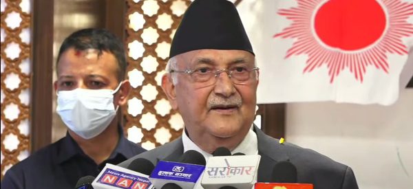विराटनगर पुगेर ओलीले भने- बागमतीमा मैले ढुंगेलको पक्ष लिएको छैनँ