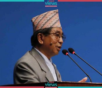 विधेयकमा शिक्षकलाई राजनीतिबाट टाढा राख्ने प्रयास गरिएको छ : शिक्षामन्त्री राई