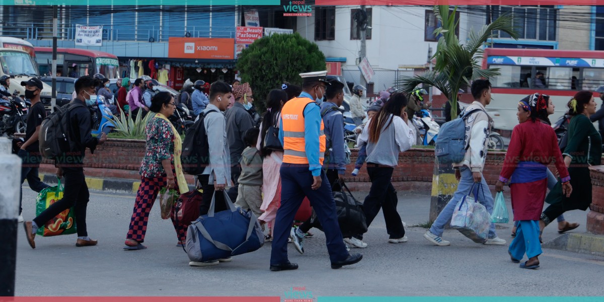 दशैं मानेर पुन: काठमाडौं (तस्वीरहरू)