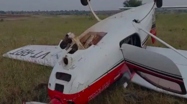 महाराष्ट्रमा प्रशिक्षण विमान दुर्घटना, दुई जना घाइते