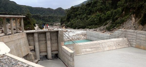 तिहारको बिदामा पनि रोकिएन तनहुँ जलविद्युत् आयोजनाको निर्माण