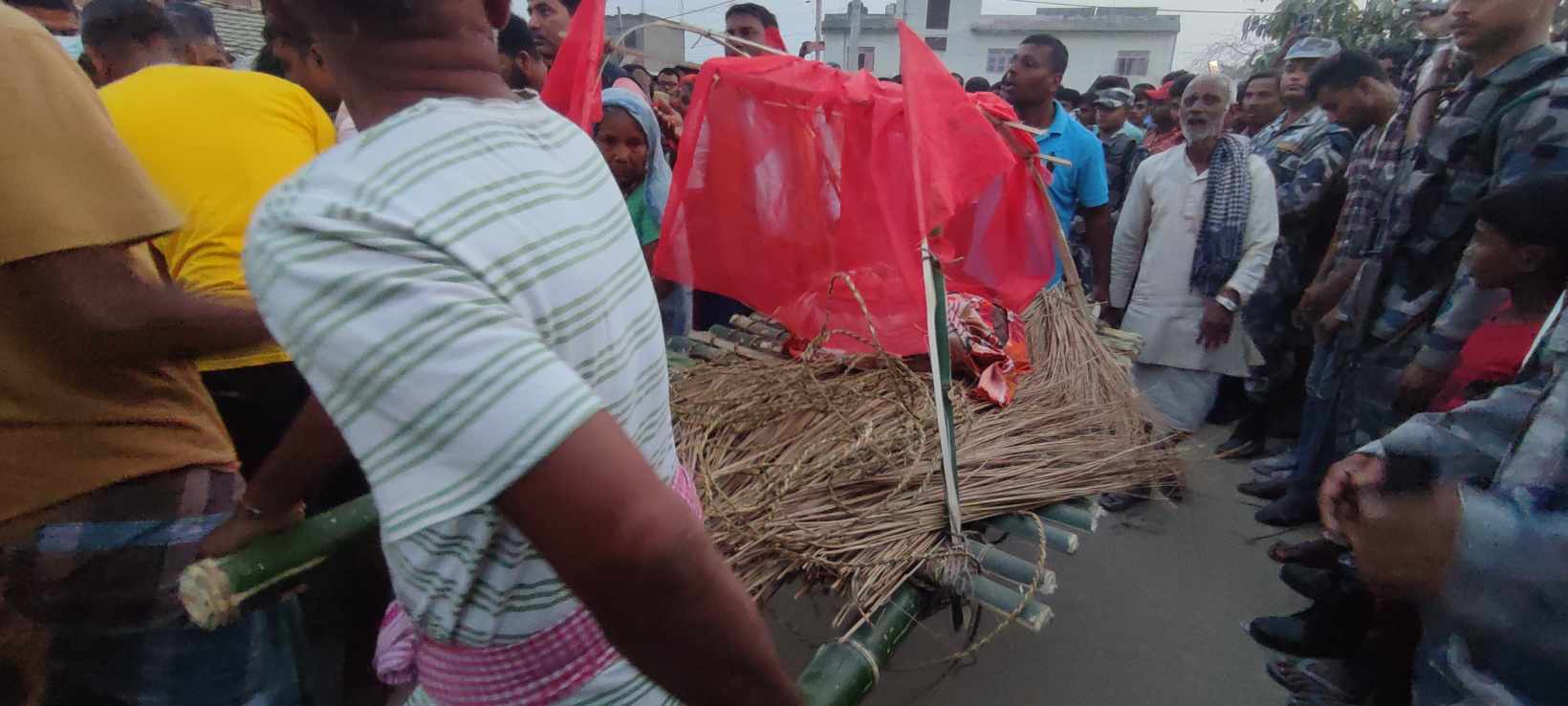 नेपालका लागि इजरायली राजदुतले भेटे मृतक आनन्द साहको परिवार