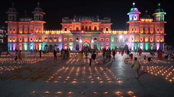 जानकी मन्दिरमा ३५ हजार दीप प्रज्वलन (तस्वीरहरु)