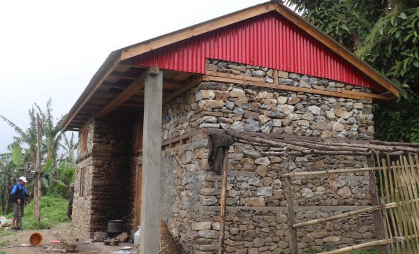 भोजपुरका विपन्न परिवार नयाँ घरमा   