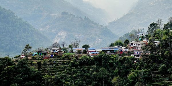 बसाइँसराईंले गाउँ रित्तिए, रमाइलो गाउँ उराठलाग्दो बन्दै