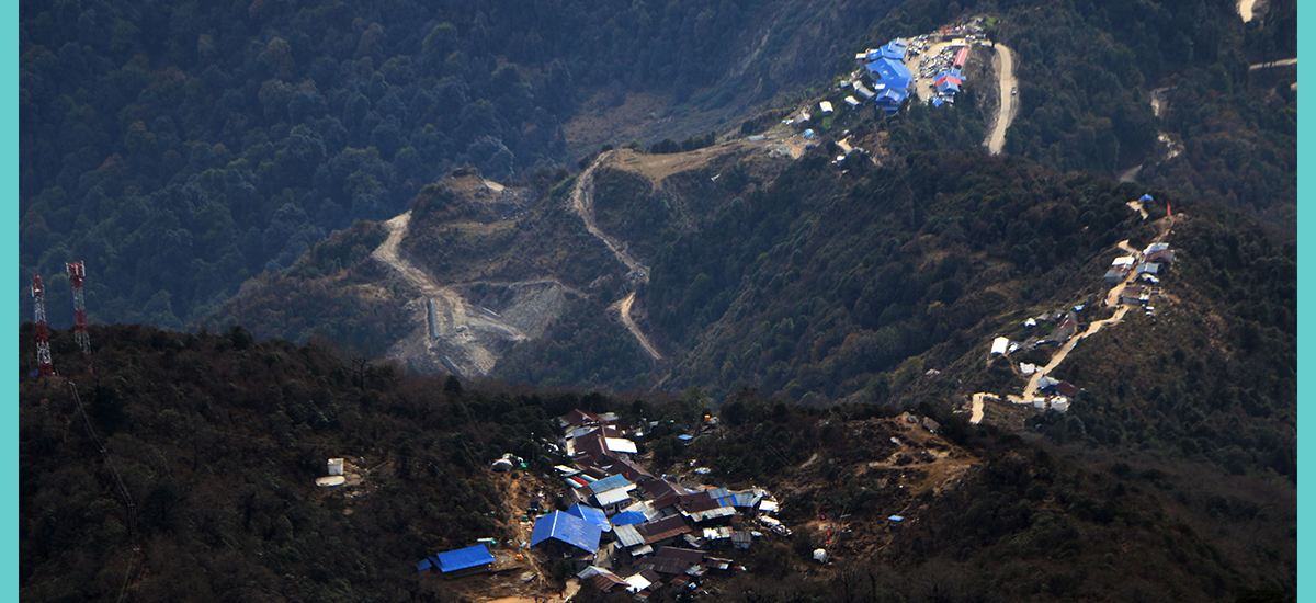 पाथिभरामा केवलकार निर्माणको विरुद्धमा आन्दोलनरत समूह आक्रोशित, मेची राजमार्ग बन्द