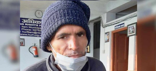उपचारको पैसा तिर्न नसकेर बन्धक बनेका दुर्गा घर फर्के, तिर्न बाँकी रकम लिएन अस्पतालले
