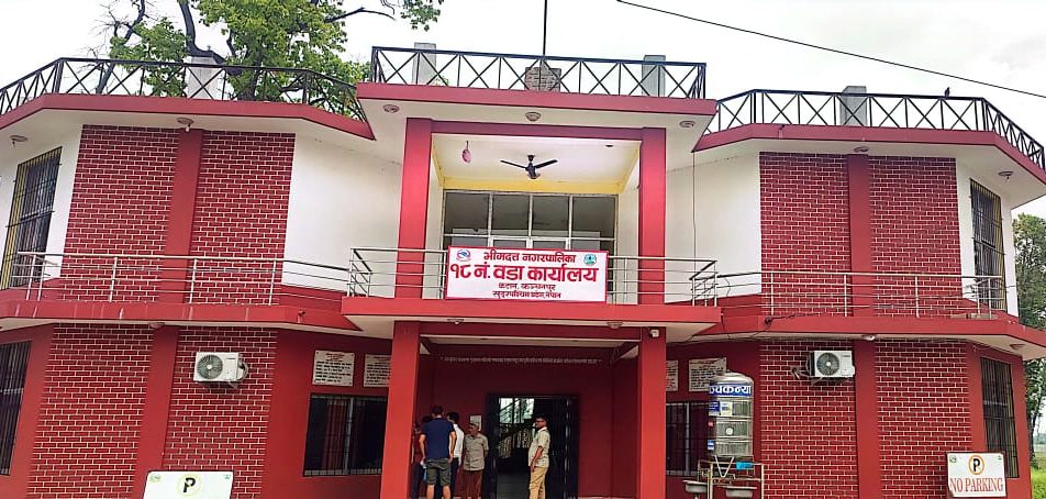 वडा कार्यालयभित्र युवतीको शव भेटियो, श्रीमान्‌सँग सोधपुछ गरिँदै