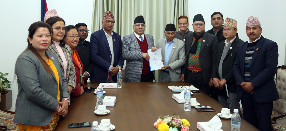 प्रधानमन्त्रीलाई संसदीय टोलीको सुझाव- चिनियाँहरूलाई लगानीको वातावरण बनाउनुपर्छ