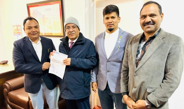 प्रगतिशील नेपाली समाज समितिले प्रधानमन्त्री प्रचण्डलाई बुझायो ज्ञापनपत्र, यस्ता छन् माग
