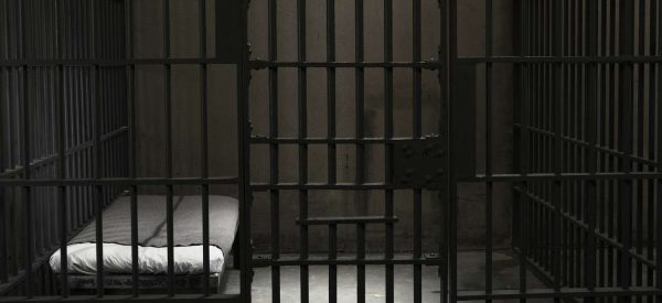 ‘२५ हजार नदिए बलात्कारको मुद्दा हाल्छु’ भन्दै धम्की दिने महिला जेल चलान