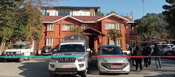 कांग्रेसको पदाधिकारी बैठक बस्दै, एमालेसँगको संवादबारे नेताहरुलाई ब्रिफिङ गर्ने