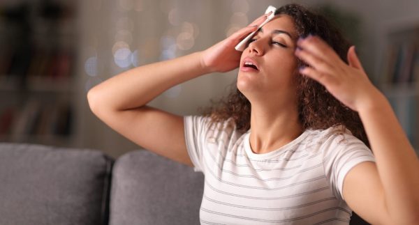 रातमा पसिना आउनु कुन रोगको लक्षण हो ?