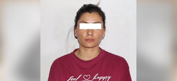 बेलायत पठाउँछु भनेर २३ लाख ठग्ने युवती पक्राउ