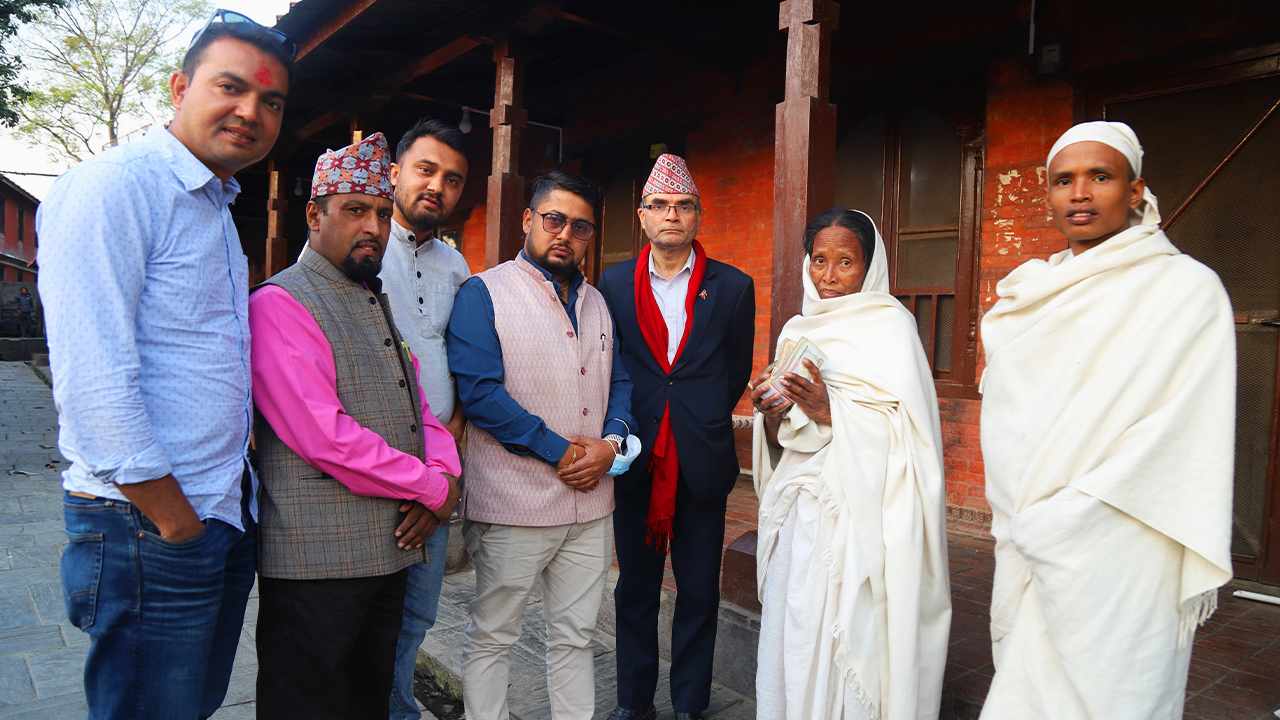 माइली राईलाई नुवाकोट–काठमाडौं पत्रकार समाजको पहलमा ३ लाख आर्थिक सहयोग