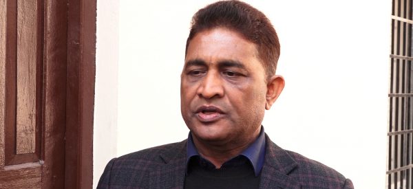 कार्यवाहक प्रधानमन्त्रीको जिम्मेवारी रघुवीर महासेठलाई