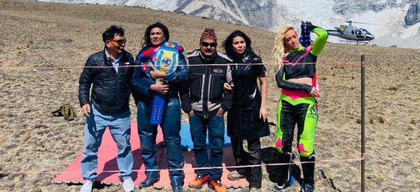 विश्व कीर्तिमान कायम गर्न कालापत्थरमा रेस्लिङ