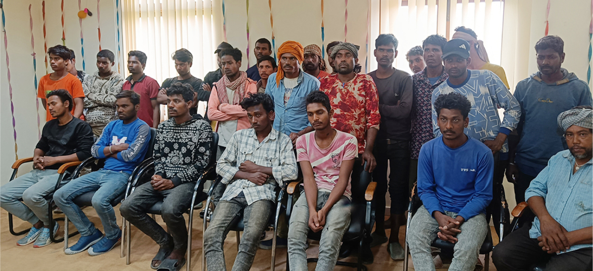 भारतको कश्मीरबाट ३५ नेपालीको उद्धार, बन्धक बनाएर लगाइएको थियो काम