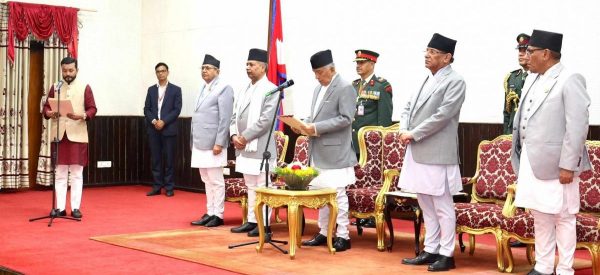 जसपाका मन्त्रीले लिए शपथ