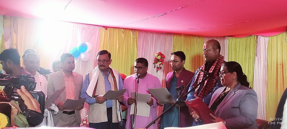 मधेस प्रदेशमा १४ सदस्यीय मन्त्रिपरिषद् गठन
