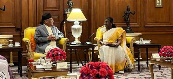 भारतका राष्ट्रपतिसँग प्रधानमन्त्री प्रचण्डको शिष्टाचार भेट