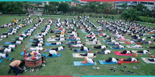 विश्व योग दिवस आज मनाइँदै (तस्वीरहरु)